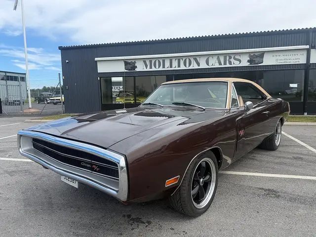 Dodge Charger 500 V8